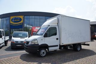 Renault Mascott
